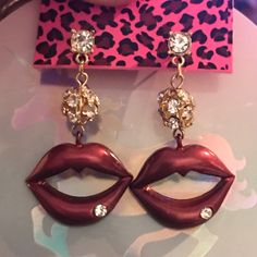 Vintage Dangle Lip Marilyn Monroe Kiss Me Earrings By Betsey Johnson Retro Metal Earrings For Party, Red Metal Earrings For Party, Retro Metal Party Earrings, Chic Evening Jewelry For Valentine's Day, Valentine's Day Chic Evening Jewelry, Elegant Burgundy Jewelry For Party, Elegant Burgundy Party Jewelry, Vintage Jewelry For Valentine's Day Party, Red Metal Evening Jewelry