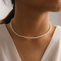 Classic Elegant White Pearl Chokers Necklace For Women Men Wedding Banquet Necklaces Vintage Beads Kalung Choker, قلادات متدلية, Simple Pearl Necklace, Pearl Necklace Wedding, Pearl Choker Necklace, Gold Choker Necklace, Trendy Necklaces, Chain Choker Necklace, Pearl Choker