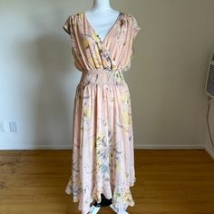 Beautiful, Never Been Worn And With Tags, Bohemian Dress By H&M! V-Neck With Ruched Waist For A Perfect Silhouette Fit, And Semi-Sheer Back. - Size 12 - Pink/Beige With Floral Detail - Ruched Waist - Polyester Please Let Me Know If You Have Any Questions. Bundle Items And Save More $$$ And Free Shipping! H&m V-neck Maxi Dress For Daywear, H&m V-neck Midi Dress For Summer, Flowy Casual Midi Dress By H&m, Casual Flowy Midi Dress By H&m, Feminine V-neck Midi Dress For Daytime, H&m V-neck Maxi Dress For Brunch, H&m Flowy Midi Dress, Flowy Midi Dress By H&m, H&m Flowy Summer Midi Dress