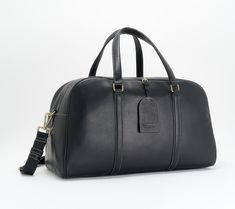 When you need to getaway for a couple of days, this sleek and chic leather weekender makes the perfect travel companion. From American Leather Co. Classic Weekender Bag With Leather Trim For Business Trips, Elegant Duffle Bag For Weekend Trips, Elegant Weekender Bag With Leather Lining For Weekend Trips, Elegant Weekender Bag With Leather Lining, Elegant Leather Travel Bag For Weekend Trips, Classic Soft Leather Weekender Bag For Travel, Elegant Leather Trim Travel Bag For Weekend Trips, Elegant Travel Bag With Leather Trim For Weekend Trips, Elegant Duffle Bag With Leather Trim For Weekend Trips