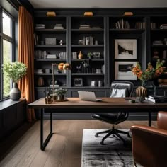 Modern Interior Design Moody Office, Modern Home Offices, Home Office Library, Home Library Design, Home Office Setup, Home Office Space, Home Desk, Decor Minimalist, Office Inspiration