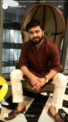 Mens Traditional Outfits Indian, Jabba Kurta For Men, Fawad Khan Kurta, Men In Kurta, Traditional Indian Mens Clothing, India Fashion Men, Kurtas For Men, Indian Wedding Clothes For Men, Fawad Khan