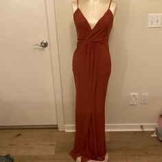 Size 6 Nwt Elegant Orange Maxi Dress For Date Night, Red Maxi Dress For Dinner, Orange V-neck Maxi Dress For Night Out, Red Lined Maxi Dress For Evening, Ruby Dress, Revolve Dresses, Colorful Dresses, Ruby, Size 6