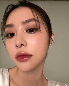 Medium Tone Makeup, Neutral Tone Makeup, Medium Contrast Makeup, Makeup Looks Clean, Medium Skin Tone Makeup, Fashion Killa Classy, Makeup Asia, Brown Blush