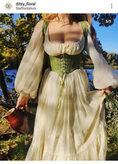 Gaun Abad Pertengahan, Ren Faire Outfits, Medieval Fair, Ren Faire Costume, Fairy Outfit, Fair Outfits, Fest Outfits, Vestidos Vintage, Fantasy Dress