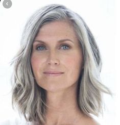 Medium Bob Layered Hairstyles, Long Layered Bob Hairstyles, Bob Style Haircuts, Amazing Gray, Gray Hairstyles, Long Layered Bob, Haircuts For Medium Length Hair, Long Face Hairstyles, Medium Bob Hairstyles