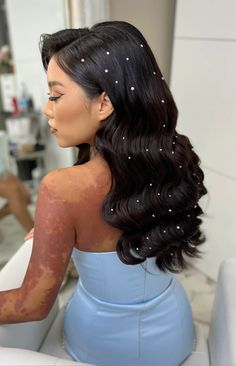 Glam waves Beach Wave Hairstyles For Wedding, Glam Hair For Wedding, Mermaid Waves Long Hair Wedding, Big Wave Hairstyles Wedding, Wedding Hairstyles Old Hollywood, Hollywood Waves With Hair Piece, Formal Ball Hairstyles, Hollywood Waves Pearls, Hollywood Curls Prom