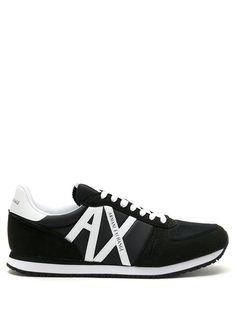 black/white logo patch to the side logo patch at the tongue contrasting heel counter round toe front lace-up fastening rubber sole Low-top Leather Sneakers With Logo Patch, Custom Lace-up Sneakers With Logo And White Sole, Leather Lace-up Sneakers With Logo Patch, Leather Low-top Sneakers With Logo Patch, Sporty Leather Sneakers With Logo Patch, Classic Black Sneakers With Contrast Sole, Black Custom Logo Print Lace-up Sneakers, Casual Custom Logo Sneakers For Streetwear, Classic Low-top Sneakers With Logo Patch