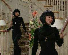 The Nanny Fashion Outfits Fran Drescher, Massuse Outfit, The Nanny Fran Outfits, Franny Fine Outfits, The Nanny Outfits Fran Drescher, Fran Drescher Outfits The Nanny, Fran Fine Outfits The Nanny, Nanny Fran Outfits, Fran Drescher Outfits 90s