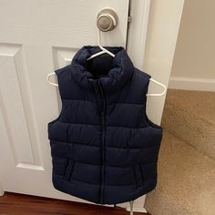 Nwt Navy Blue Old Navy Vest Classic Navy Winter Vest, Cheap Blue Vest Outerwear, Navy Puffer Vest, Affordable Blue V-neck Vest, Navy Blue Quilt, Olive Vest, Animal Print Vests, Old Navy Vest, Camo Vest