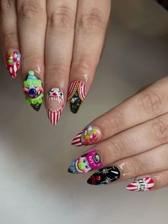 Killer Klowns Nails, Clown Nails, Clowns, Nail art, Art, 3D Nails, 3D Clowns Clown Design Nails, Nicki Minaj Nails Design, 3d Nails Halloween, Carnival Nail Art, Halloween Killer Nails, Clown Themed Nails, Clown Nails Halloween, 3d Halloween Nail Art