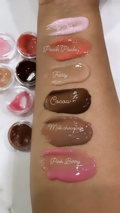 Lip Gloss Flavors, Fall Lip Gloss Ideas, Luxury Lip Gloss Aesthetic, Fall Lip Gloss, Lipgloss Shades, Makeup Stuff Products, Lipgloss Buisness, Nude Lipgloss, Making Lip Gloss