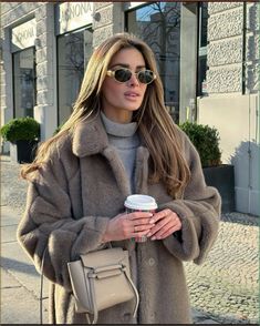 Chunky sweater + midi skirt combo #sweater #skirt #boots #bag #flowers #sunglasses #casual #style Celine Glasses Sunglasses, Sunglasses 2024 Trends Women, Celine Glasses, Fake Fur Coat, Celine Belt Bag, Sunglasses Outfit, Celine Sunglasses, Pondicherry, Modieuze Outfits