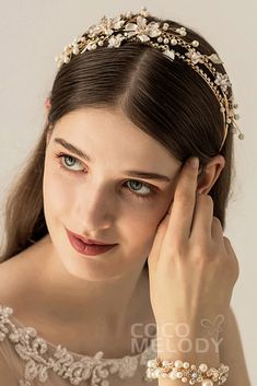 Alloy Headpiece Imitation Pearl Rhinestone Flower CH0178 | Cocomelody #cocomelody #weddingheadpiece #bridalheadbands Pearls Headpiece, Pearl Head Piece, Fantasy Jewelry Headpieces Floral, Pearl Halo Crown, Pearl Vine Headpiece, Silver Cloud, Free Dresses, Turbans, Bridal Headband