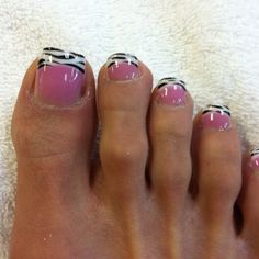 Acrylic Nails On Toes, Nails On Toes, Wonder Nails, Marble Acrylic Nails, Shellac Nail Colors, Matte Acrylic Nails, Grey Acrylic Nails, Dark Pink Nails, Zebra Print Nails