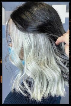 Black And White Hairstyles, Blonde Underneath Hair, Undercolor Hair, White Hairstyles, Half Dyed Hair, Color Block Hair, Black And White Hair, Warm Scarves