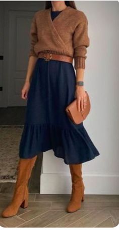 Blue Skirt Outfits, Fest Outfits, Fashion Trends Winter, Classy Fashion, Trendy Fall Outfits, Lazy Day, Thanksgiving Outfit, Style Mistakes