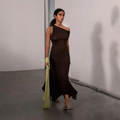 Rock the hottest trends of the Y2K era in the LaPose Eleni Maxi Flare Dress. Instantly elevate any look with its stunningly elegant one-shoulder neckline and asymmetrical flair. The flared hem adds a unique touch that will make you stand out from the crowd! Get ready to take the party scene by storm in this head-turning dress. #Y2KStylesFTW! Eleni Maxi Flare Dress in Brown Elegant One Shoulder Flare Hem Y2k Style Asymmetrical LaPose Summer Collection Head Turning Dress, Paloma Wool, Party Scene, Fashion 2024, Vacation Dresses, Spring 2024, Fashion Mode, White Mini Dress, Hottest Trends