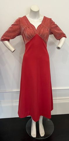 Gorgeous 1970s maxi! Jamain of Melbourne Lurex bodice  Back zip Vintage size 16, however smaller than a modern 16. Please refer to measurements on garment tag as pictured 70s Maxi Dress, Size 16, Dress Clothes For Women, Melbourne, Bodice, Dress Outfits, Maxi Dress, Bathing Beauties, Womens Dresses