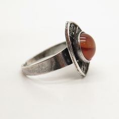 925 Sterling Silver Vintage Real Agate Gem Adjustable Ring Size 5.5 Weight: 2.9g WELCOME TO PAWN SHOP We are an actual pawn shop and have been in business for over 25 years. Since 1990, our establishment has been serving a variety of clients by providing them with short term cash solutions and options of liquidity regarding their treasured heirlooms. Acknowledging that today′s customers are very sophisticated and are looking for a variety of investments, our acquisitions are hand-picked for our Vintage Adjustable Sterling Silver Opal Ring, Adjustable Vintage Sterling Silver Opal Ring, Adjustable Agate Anniversary Rings, Adjustable Agate Rings For Anniversary, Vintage Carnelian Hallmarked Ring, Vintage Silver Carnelian Rings, Vintage Sterling Silver Cabochon Crystal Ring, Vintage Sterling Silver Crystal Cabochon Ring, Silver Carnelian Ring Stamped 925