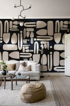 Neutral coloured wallpaper with a mid-century design from HappyWall Modern African Decor, Good Living Room Colors, African Interior Design, Dining Room Paint Colors, African Interior, Dining Room Paint, Home Decor Ideas Living Room, Inspire Me Home Decor, Room Paint Colors