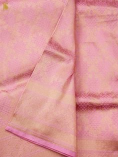 Experience the luxurious elegance of our Katan Silk Tanchoi Sarees, handcrafted with intricate Banarasi designs and premium Katan silk fabric. Available in a range of colors and styles, these sarees are the perfect choice for any special occasion Elegant Handloom Pink Lehenga, Elegant Pink Banarasi Silk Saree, Elegant Pink Traditional Wear With Zari Weaving, Elegant Pink Lehenga With Traditional Patterns, Elegant Pink Blouse Piece With Traditional Patterns, Elegant Pink Blouse With Traditional Patterns, Elegant Pink Traditional Wear With Traditional Patterns, Tissue Silk Saree With Traditional Patterns, Traditional Drape Tissue Silk Saree With Patterns