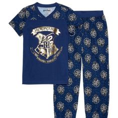 New Pajama Set Harry Potter Kids Size 4 - 5 Gold And Blue Check Out My Closet For Other Brands Puma, Disney, Gymboree, Oshkosh, Carters, Old Navy, Baby Gap, Jumping Beans, Circo, Cat & Jack, Polo, Carhartt, Keen, Nautica, Nike, Under Armour, Sesame Street, John Deer, Ralph Lauren, Columbia, Bogs, Vineyard Vines, Pixar, New Balance Boy And Girl Make A Bundle For An Additional Discount! Blue Graphic Print Bedtime Sets, Blue Graphic Print Sleepwear For Bedtime, Blue Graphic Print Sleep Sets, Blue Cotton Graphic Print Sleepwear, Blue Cotton Sleepwear With Graphic Print, Blue Cotton Sets With All Over Print, Harry Potter Pjs, Harry Potter Pajamas, Harry Potter Pyjamas