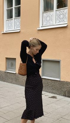 Birthday Mom Outfit Style, Modest 21st Birthday Outfit, Flats With Skirts, 90 Fashion Trends Outfits, Mid Week Date Night Outfit, V Neck Dress With Shirt Underneath, Modest Parisian Style, Black Cropped Trousers Outfit, Pretty Feminine Aesthetic