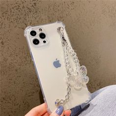 Crystal Butterfly Chain Case Case Iphone Couple, Korean Phone Cases, Beautiful Iphone Case, Butterfly Chain, Creative Iphone Case, Fun Wallpaper, Girly Phone Cases, Fotografi Vintage, Iphone Obsession