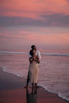 Santa Monica beach couple photoshoot at Sunset Proposal Sunset Beach, Engagement Photos At Beach Sunsets, Sunset Poses Couple, Engagement Photos Inspo Beach, Beach Honeymoon Photoshoot, Couples Beach Picnic Photoshoot, Proposal Photo Shoot, Engagement Shoot On Beach, Proposal Beach Photos