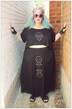 Plus Size Alternative Outfits, Plus Size Goth, Outfit Dark, Dark Boho, Fashion Alternative, Plus Size Fall Outfit, Plus Size Fall Fashion, Rule The World, Plus Size Fall