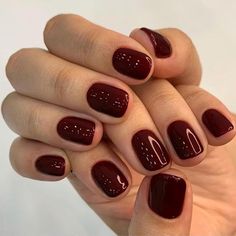 Short Nail Beds Shape, Maroon Nails, Smink Inspiration, Red Nail Polish, Red Nail, Dream Nails, Funky Nails, Chic Nails, Short Acrylic Nails