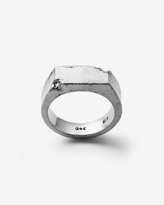 A mottled, modern, minimalist masterpiece, the Brute Signet Ring boasts a thick rectangular face with battle-scarred corners, cast to complement your equilateral edge. Forged for all genders and expressions, this demi-fine, 925 sterling Silver piece is perfect to wear alone for easy, everyday styling or as an addition to any ring stack. Pair it with the subtler Brixton Signet Ring to match angular modes. Sold individually. Each piece is lovingly crafted by hand, under ethical working conditions. Rings Signet, Unisex Rings, Rectangular Face, Alternative Jewelry, Signet Ring Men, Silver Signet Ring, Ring Stack, Gold And Silver Rings, Luxury Rings