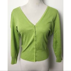 Green Ann Taylor Button Down Cardigan. Brand New With Tags. Beautiful And Soft Fabric And Gorgeous Color. Questions And Offers Are Welcome :) Banded Bottom Not A Shadow* Elegant Green Cardigan With Buttons, Elegant Green Buttoned Cardigan, Classic Fitted Green Cardigan, Button Down Cardigan, Green Button, Soft Fabric, Ann Taylor, Soft Fabrics, Button Downs