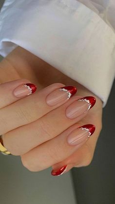 15 Christmas Nails Trendy Styles – Get Ready to Dazzle! 💅 Get ready to shine this holiday season with these Christmas Nails Trendy styles that everyone is raving about! From classic Christmas Nails Acrylic to stunning Christmas Gel Nails, there\'s a look for every occasion. 🎅✨ Looking for festive December Nails or sleek Winter Nails Acrylic? We\'ve got you covered. Embrace the holiday spirit with Xmas Nails and creative Christmas Nail Designs that will take Her Nails to the next level. Try Re... Red Swirl Nails, Swirl Nails, Christmas Nail Stickers, Snowflake Nail Art