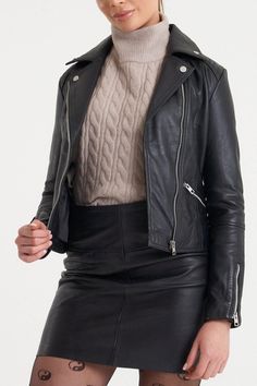 Specifically designed for a petite fit along the sleeves and body. You can now grab the popular Barneys Original 'Belina' jacket in petite sizing. This sleek black biker jacket is made with a fine grain sheep leather, offering a smooth yet matte finish. With subtle detailing on the shoulders and a classic asymmetric zipline, you're sure to love this leather jacket. Washed Leather Jacket, Black Biker Jacket, Leather Skirts, Petite Coat, Leather Mini Skirt, Tall Clothing, Puff Sleeve Dresses, Petite Tops, Leather Mini Skirts