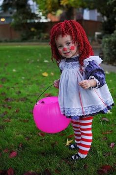 The Best Toddler Costumes. Funny, cute and unique toddler Halloween costume ideas for boys and girls. Some costumes include scary, deer, unicorn, matching with siblings, witch, and more. Click for easy homemade DIY costume ideas. Best Toddler Costumes, Cute Toddler Costumes, Carnaval Kids, Raggedy Ann Costume, Unique Toddler Halloween Costumes, Diy Halloween Costumes For Kids, Homemade Halloween Costumes, Diy Halloween Costume