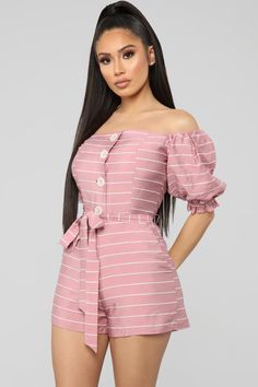 Romper Outfits, Party Dress Classy, Off The Shoulder Romper, Play Suit, Rompers For Women, Off Shoulder Romper, Summer Outfits For Teens, Fashion Nova Outfits, Fashion Nova Models