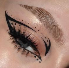 Cute Eye Makeup, Makijaż Smokey Eye, Eye Makeup Designs, Dope Makeup, Edgy Makeup