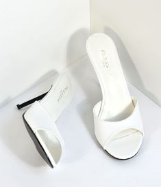 Cute and classic darling! A vintage style of white slip on pumps with a peep toe touch is crafted from a flattering white leatherette and a comfortable heel for any of your day to night looks. A cushioned insole prepares you for the perfect comfort you can rely on, and a simple silhouette will be your go-to piece! Please note these shoes have a 4-day handling time before they will ship from our warehouse and there is a 10% restocking fee if you choose to return. Low White Heels, White Vintage Heels, White Heels Aesthetic, White Kitten Heels, White Heeled Sandals, All White Shoes, White Shoes Heels, Simple Heels, Pretty Heels