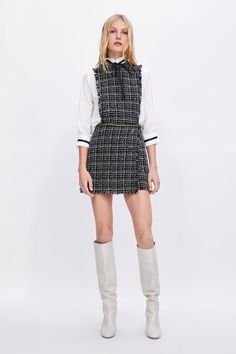 TWEED PLAYSUIT | ZARA South Africa Tweed Jumpsuit, Tweed Dress, Moda Vintage, Zara Woman, Casual Summer Dresses, Fashion 2020, Preppy Outfits