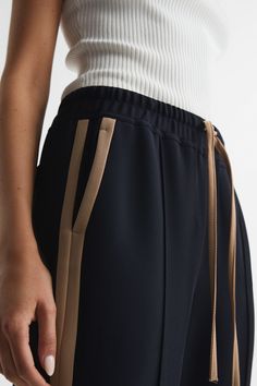 Side Stripe Trousers, Sports Wear Women, Coffee Dates, Shirt Design Inspiration, Easy Style, Sandal Heels, Street Style Inspiration, Polyester Yarn