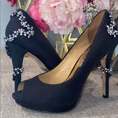 Size 6. Heels Are In Used But Good Condition. Couple Stones Missing But Barely Visible. Heel Is 4 Inches And Platform Is 0.5 Inches. Badgley Mischka Shoes, Makeup Tricks, Hair And Makeup, Badgley Mischka, Shoes Black, Wrap Around, Makeup Tips, Shoes Women Heels, Black Shoes