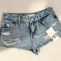 Brand New With Tags On It. Never Worn Before Zara Jean Shorts, Zara Jeans, Jean Shorts, Color Blue, Women Jeans, Zara, Brand New, Tags, Women Shopping