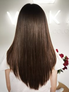 U Shape Haircut Medium, U Haircut For Medium Hair, V Cut Haircut, U Haircut, V Cut Hair, Hair Muse, U Shaped Hair, Layered Haircuts For Medium Hair, Brunette Hair With Highlights