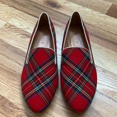 New Without Box J. Crew Tartan Loafers Size 7. Please See Pictures For Details See Pictures, See Picture, Flat Shoes Women, Red Green, Loafer Flats, Tartan, J Crew, Gloves, Loafers