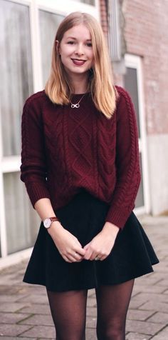 Dinner Outfit Winter Casual, Night Out Outfit Classy, Dinner Outfit Winter, Rok Outfit, Black Skirt Outfits, Black Skater Skirts, Winter Skirt Outfit, Peplum Tops, Christmas Outfits Women