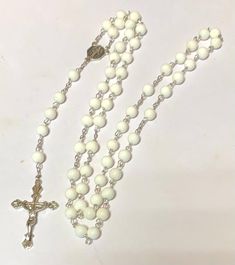 Handmade Silver 925 Natural White Shell Rosary ,5 Decade Rosary, Catholic Rosary Beads, Chaplet, Rosario catolico White Crucifix Necklace For Jewelry Making, Handmade White Crucifix Jewelry, White Rosary With 8mm Beads Crucifix, White Beaded Cross-shaped Rosary, White Beaded Cross Rosary, White Beaded Rosary With Round Beads, White Crucifix Jewelry With 8mm Beads, White Cross Rosary For Jewelry Making, White Cross-shaped Jewelry With 8mm Beads