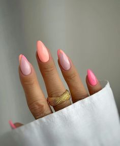 Summer Gel Nail Colors 2024, 2024 Summer Nail Ideas, Almond Acrylic Nails Designs, Gel Nail Art Designs, Nude Nail Designs, Gel Nails Diy, Almond Acrylic Nails