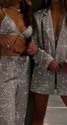 Sheer Glitter Top, Glittery Outfits Sparkle, Glitter Set Outfit, Glitter And Glamour Party Outfit, Formal Pantsuits For Women, Glitter Outfits, Glittery Outfits, Dressy Pant Suits